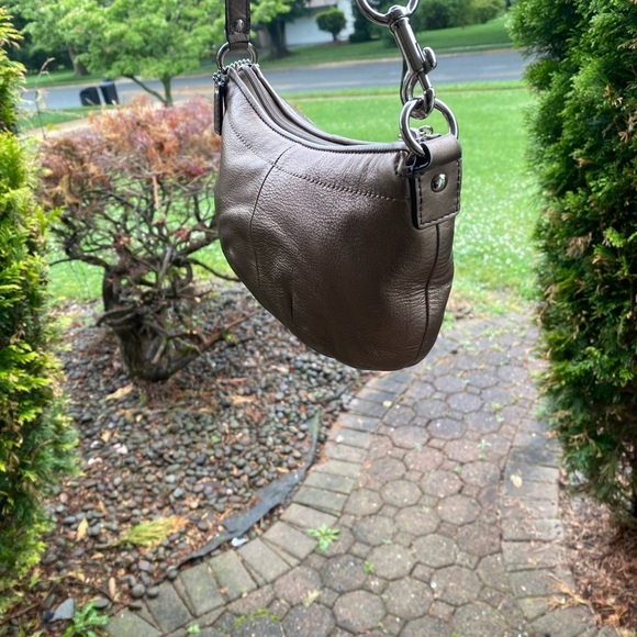Coach Pewter Leather Shoulder Bag - Picture 6 of 12